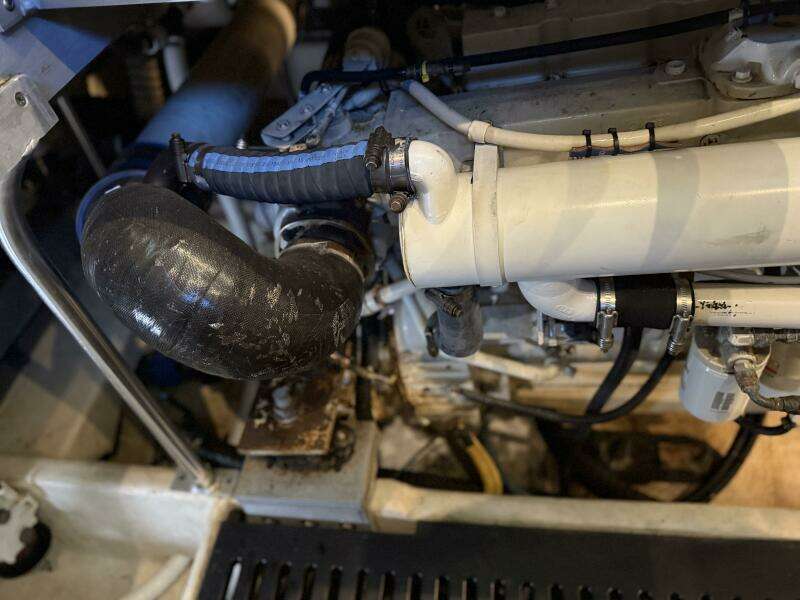 Whiskey Romeo 38ft Luhrs Yacht For Sale