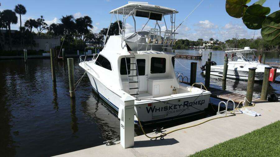 Whiskey Romeo 38ft Luhrs Yacht For Sale
