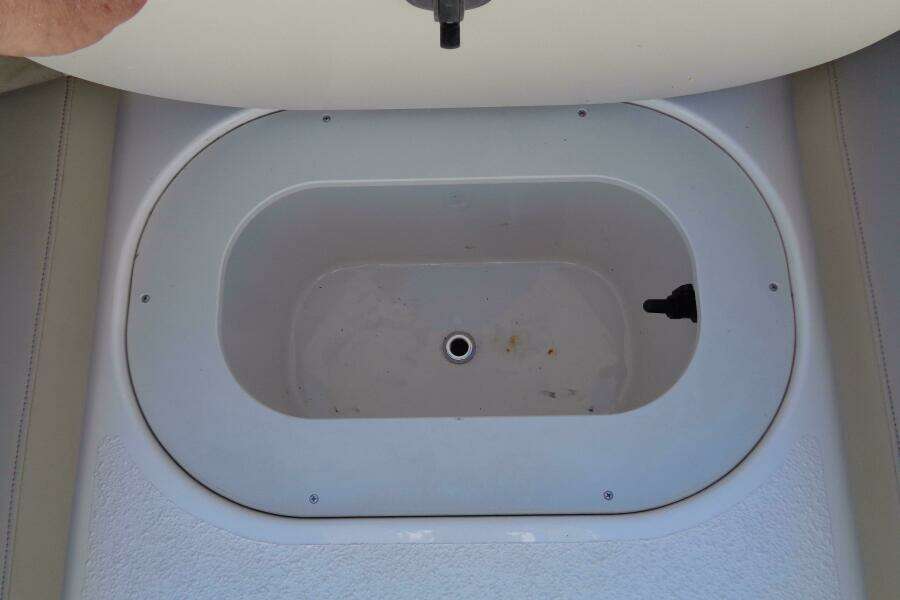 19ft Stingray Yacht For Sale