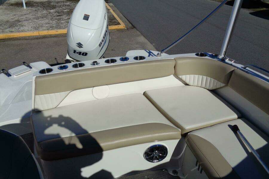 19ft Stingray Yacht For Sale