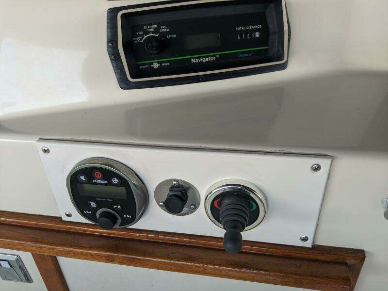 Rockin and Rollin 46ft Chris Craft Yacht For Sale