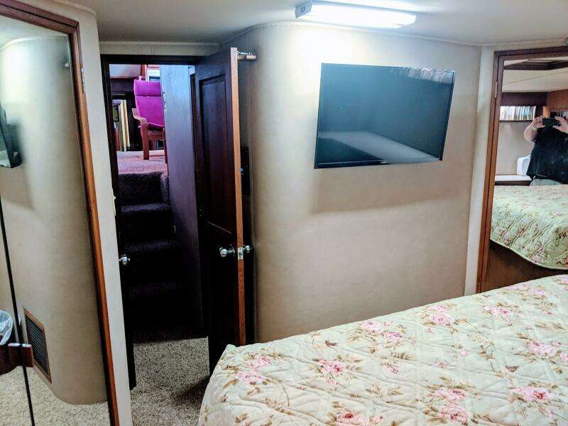 46' Chris Craft 1986 Main SR