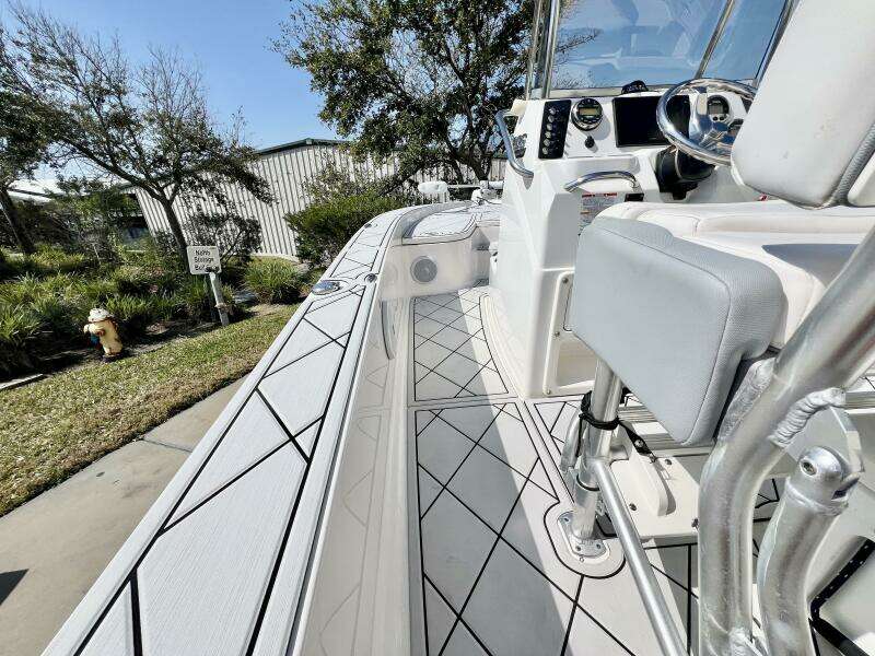 20ft Robalo Yacht For Sale