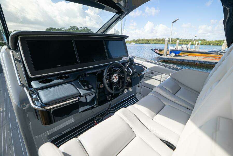 42ft Cigarette Yacht For Sale