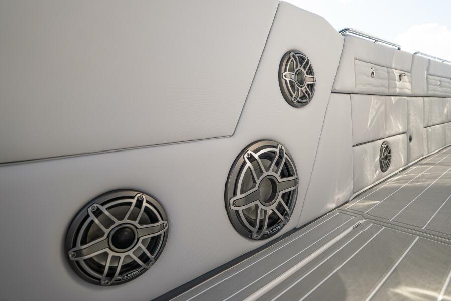 42' 2026 Cigarette 42’ Auroris