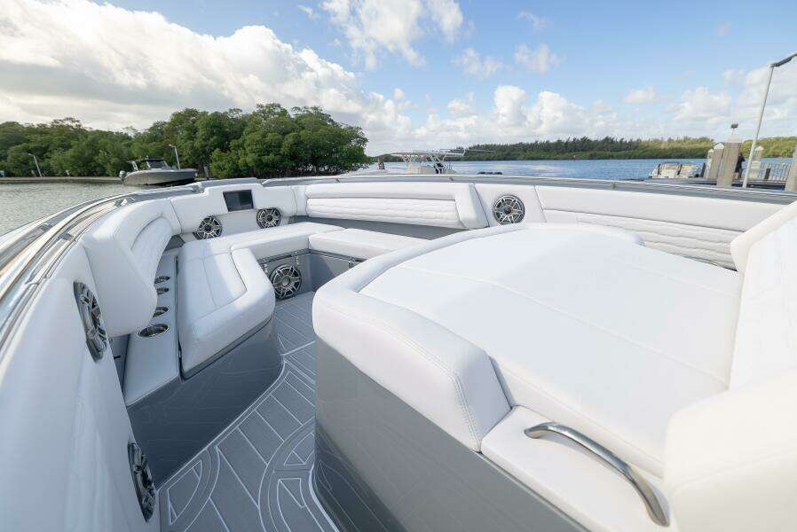 42ft Cigarette Yacht For Sale