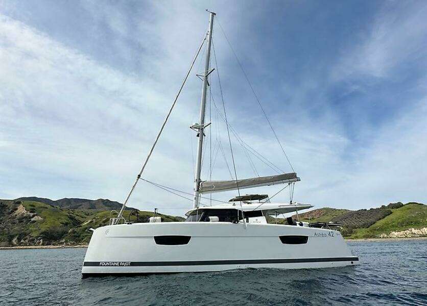 Catsby 42ft Fountaine Pajot Yacht For Sale