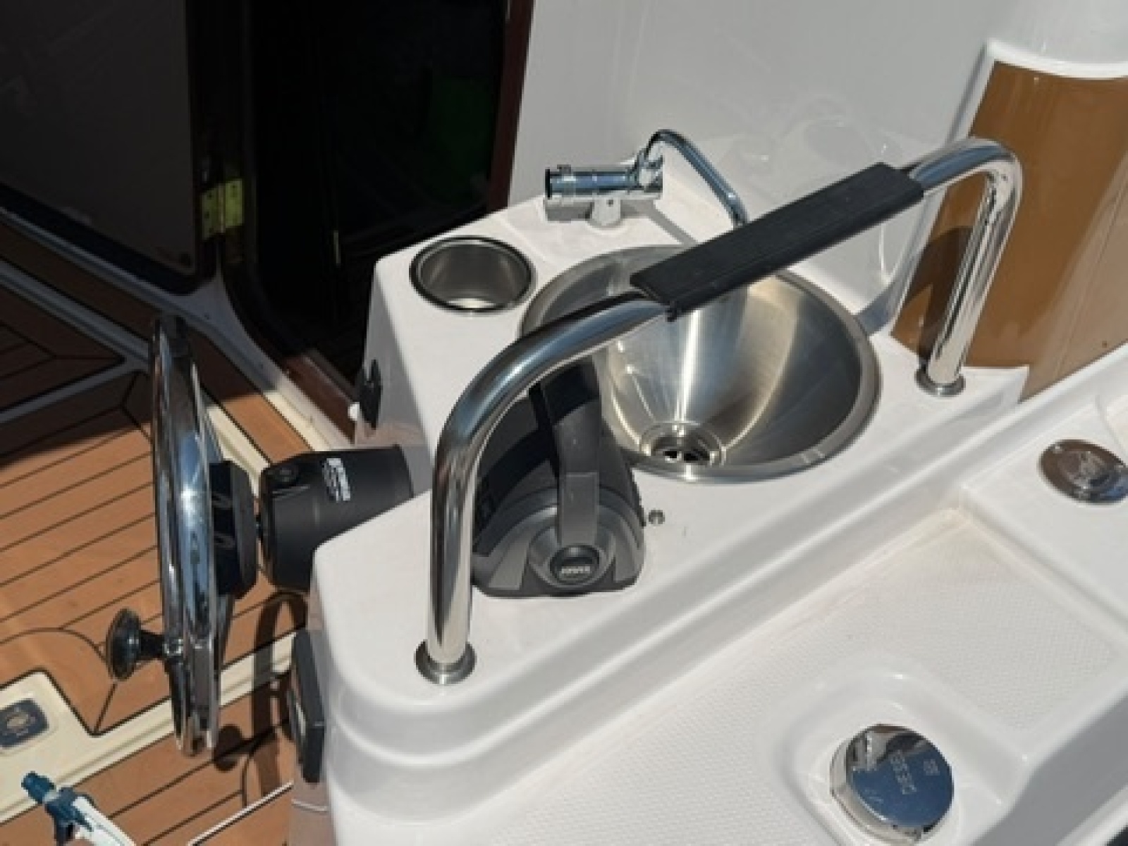 2023 Ranger Tugs R-31 CB