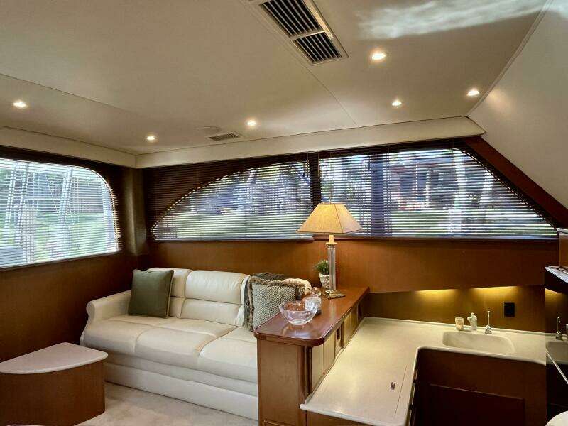NEXT 42ft Post Yacht For Sale