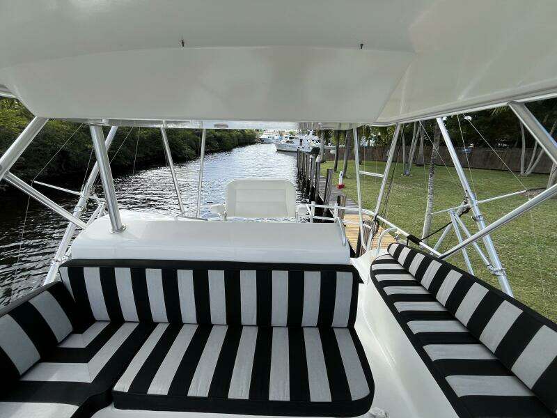 NEXT 42ft Post Yacht For Sale