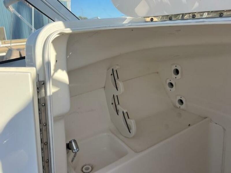 24' 2019 Key West 239 DFS