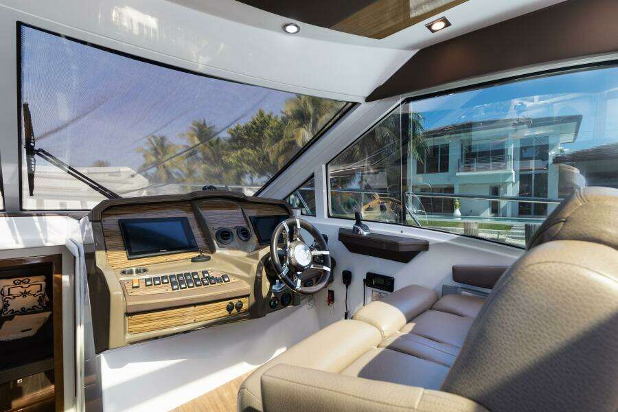 Cruisers 45 - Insieme - Helm