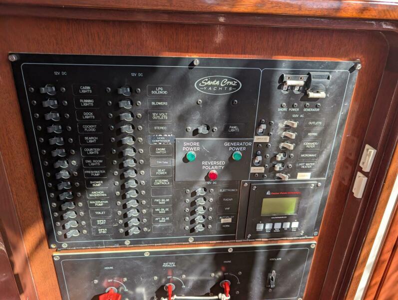 41' 2000 Santa Cruz Coastal Flyer Express