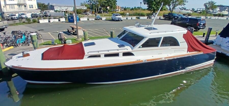 41' 2000 Santa Cruz Coastal Flyer Express