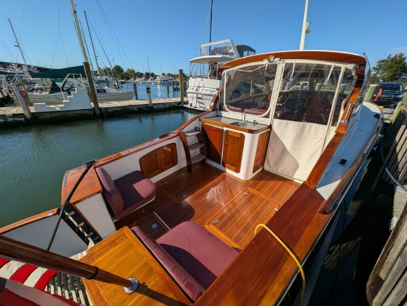 41' 2000 Santa Cruz Coastal Flyer Express