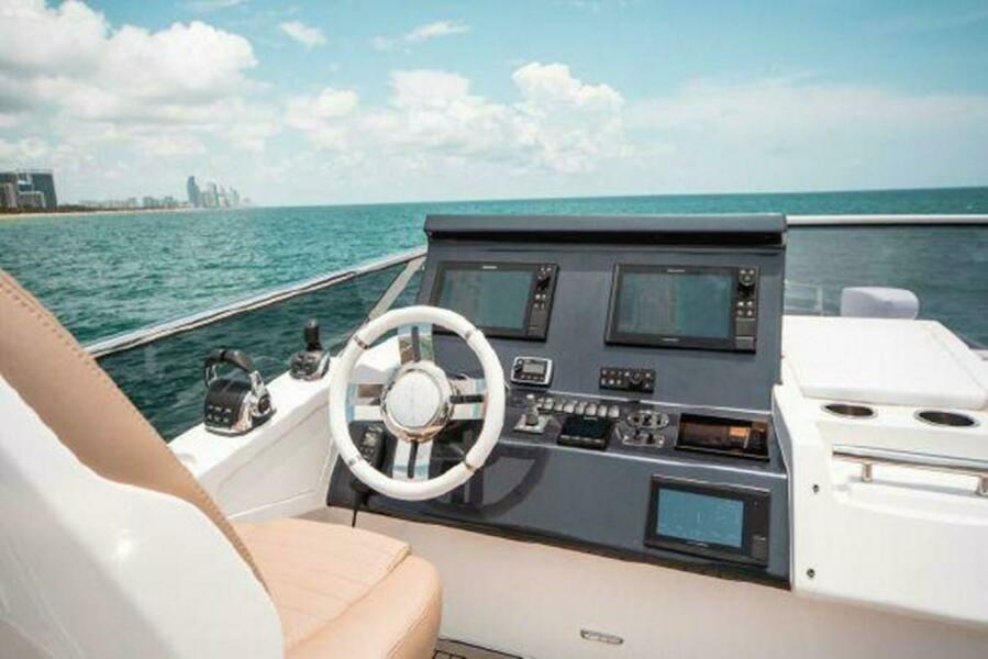 77' 2019 Azimut 77S