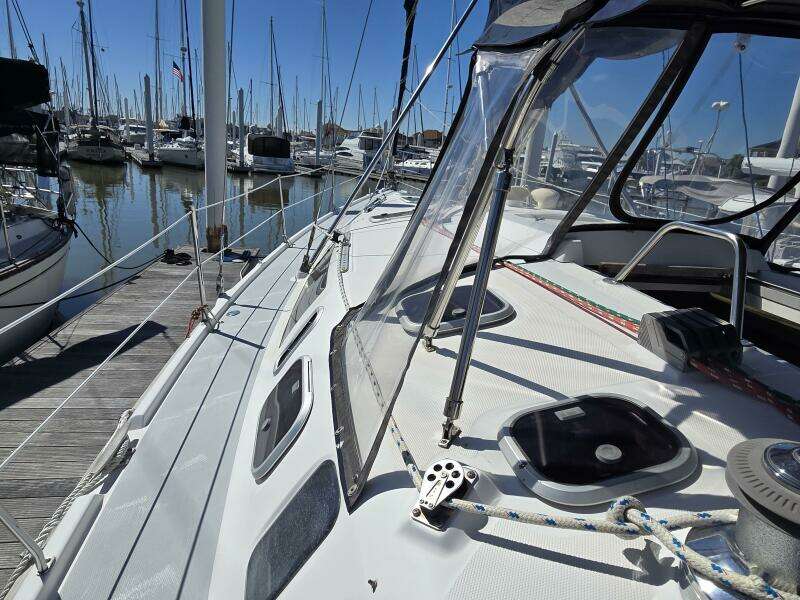 Safineia 41ft Hunter Yacht For Sale