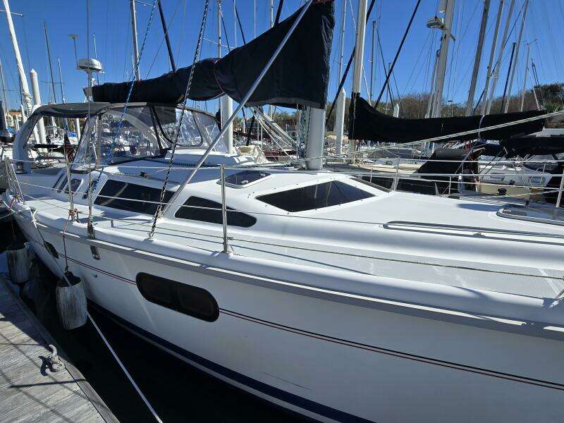 Safineia 41ft Hunter Yacht For Sale