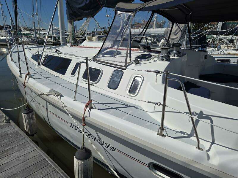 Safineia 41ft Hunter Yacht For Sale