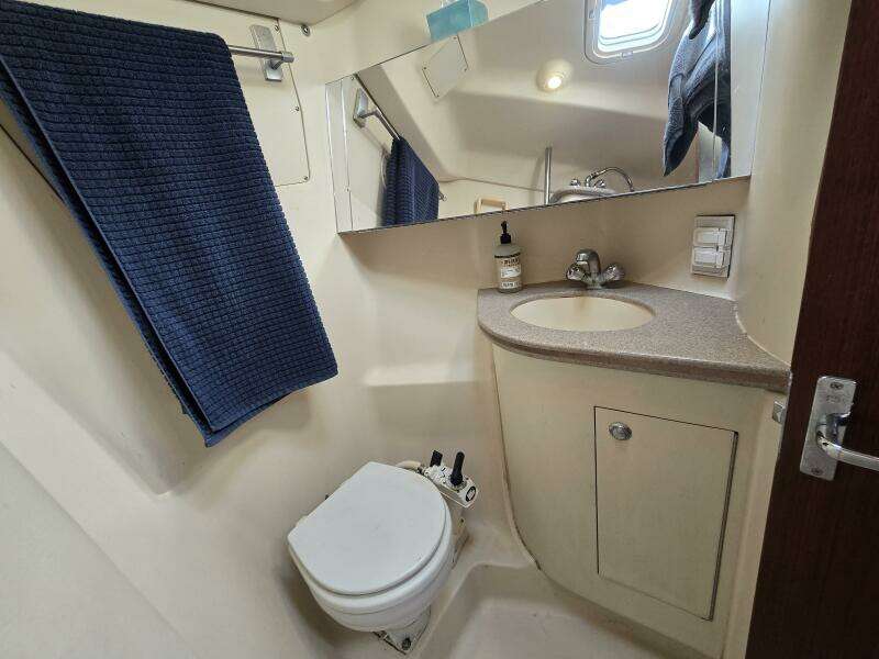 Safineia 41ft Hunter Yacht For Sale