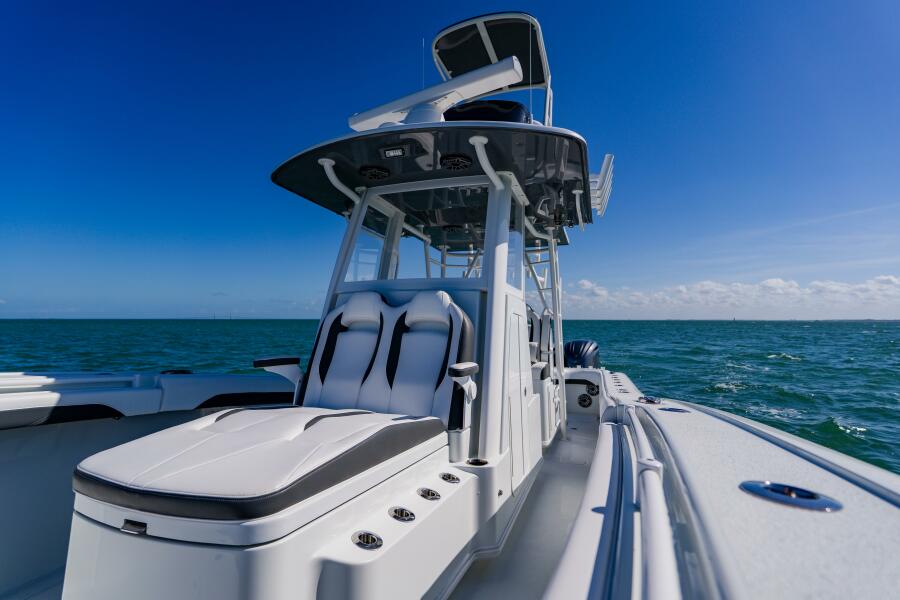 36' 2025 Yellowfin 36 Offshore