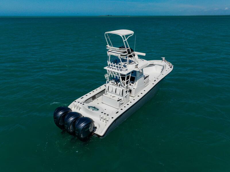 36' 2025 Yellowfin 36 Offshore