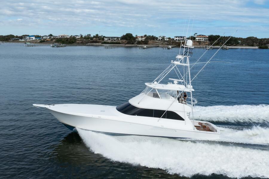 68' 2007 Viking 68 Convertible