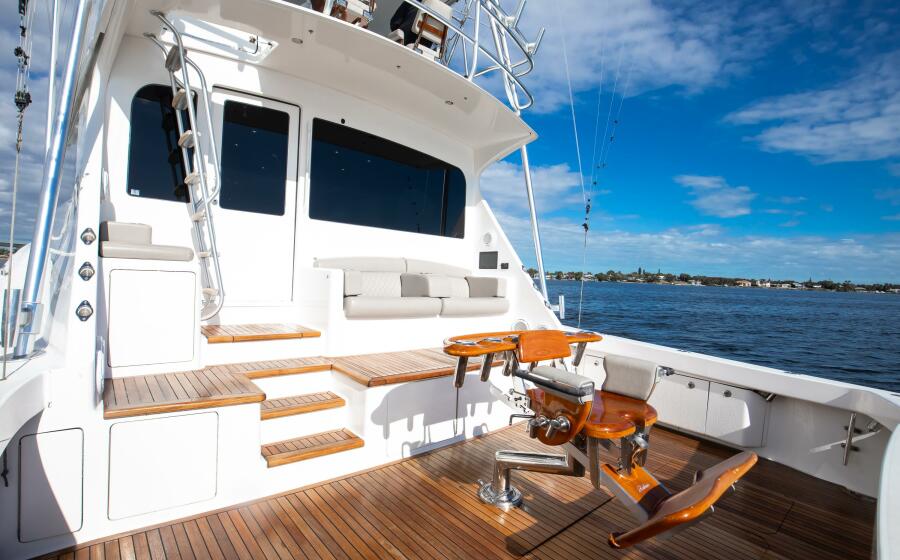 68' 2007 Viking 68 Convertible