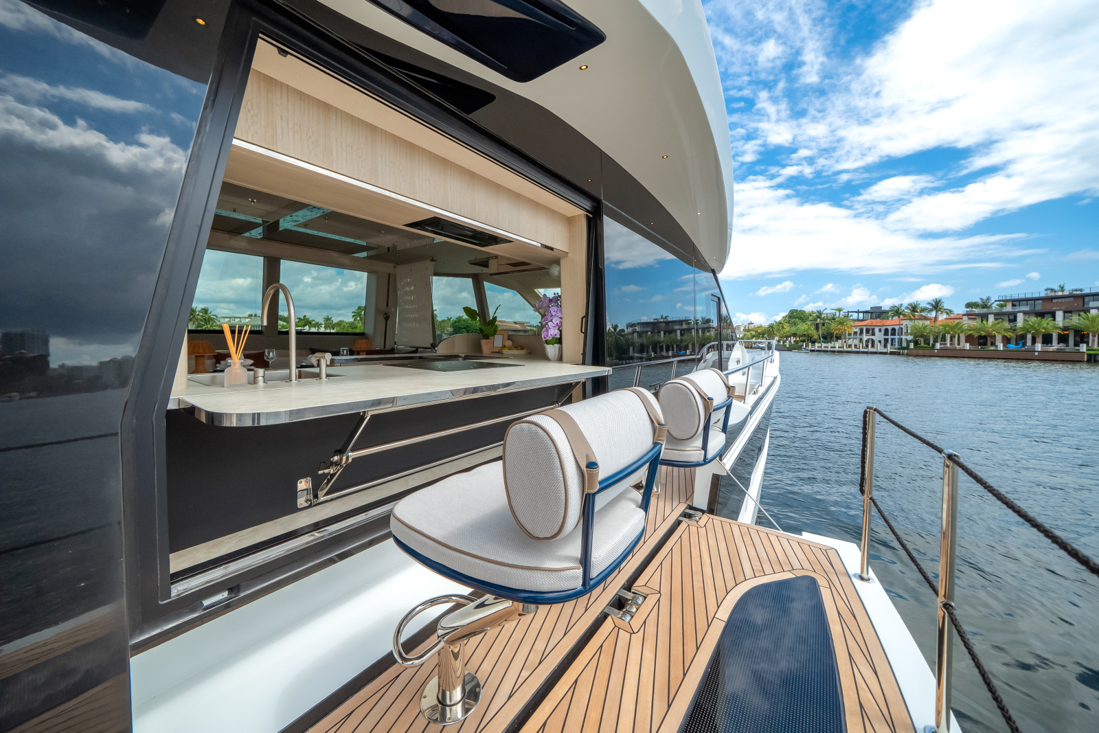 62ft Galeon Yacht For Sale