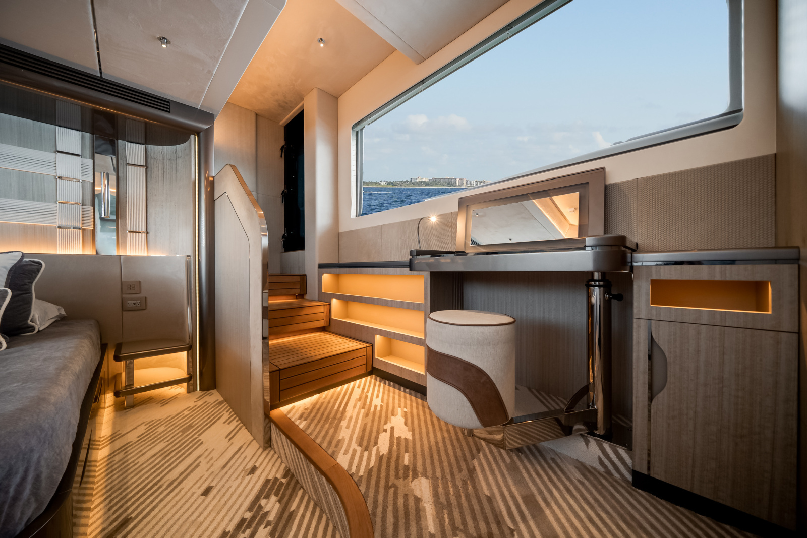 62ft Galeon Yacht For Sale