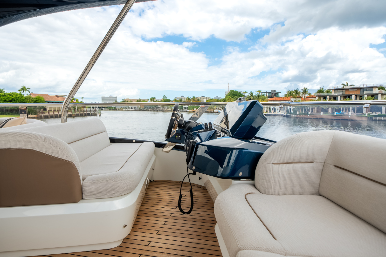 62ft Galeon Yacht For Sale