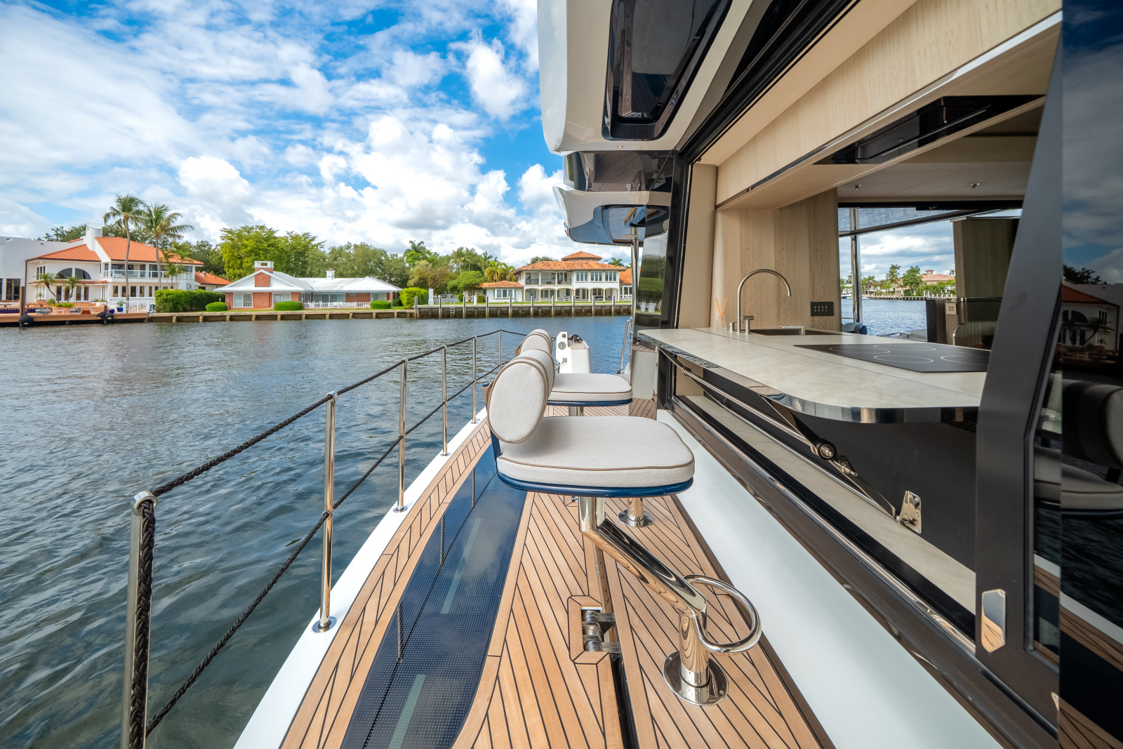 62ft Galeon Yacht For Sale