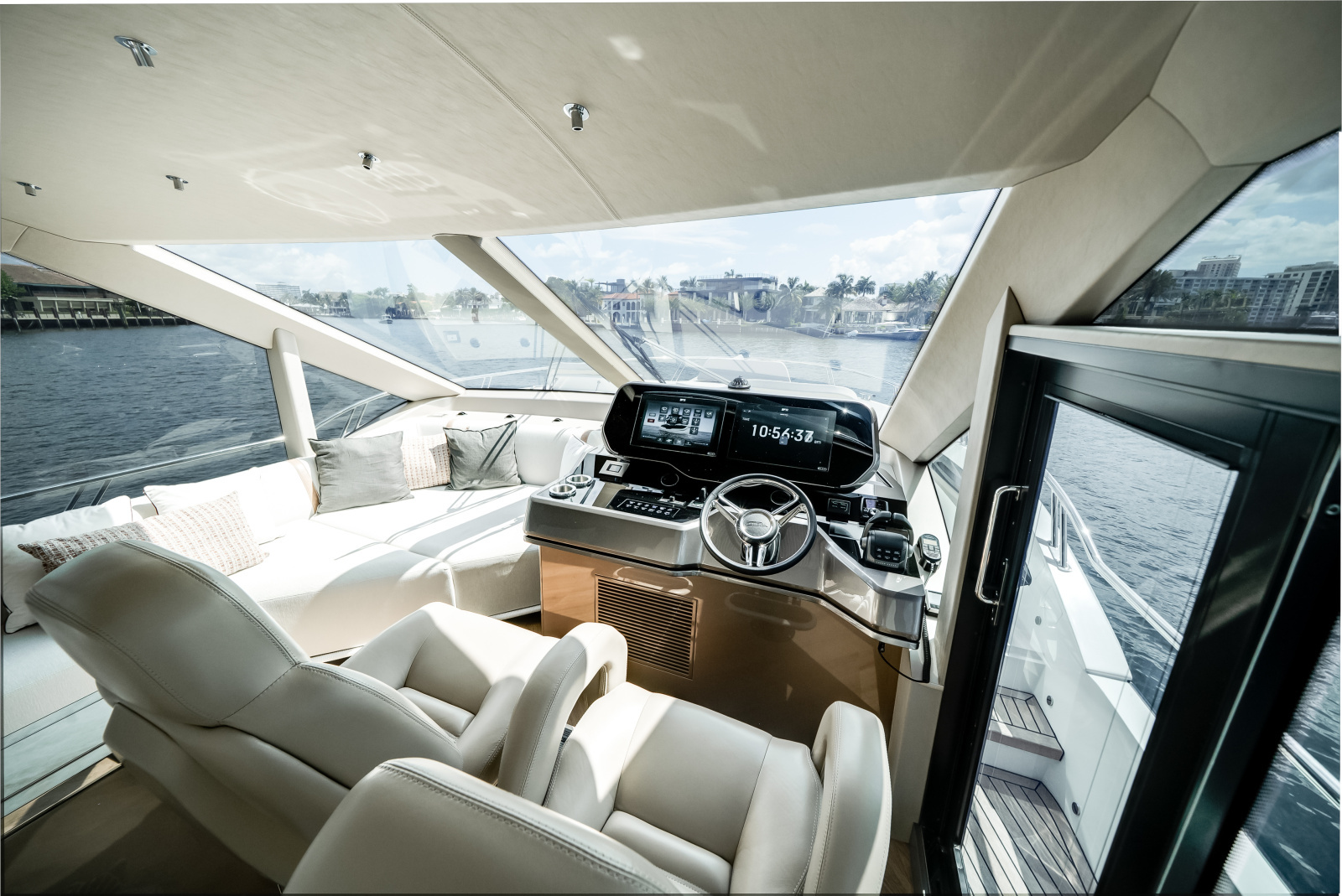 62ft Galeon Yacht For Sale