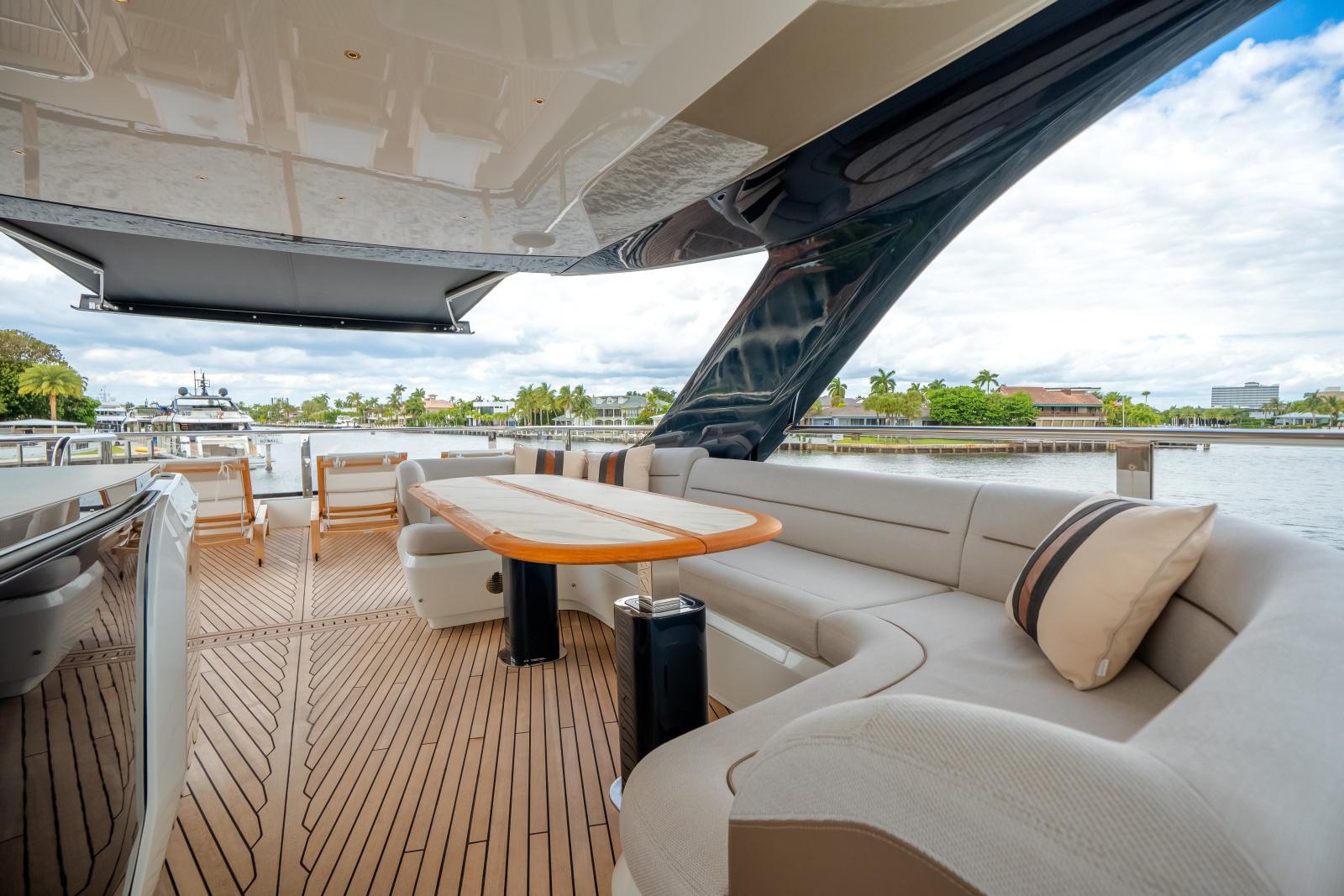 62ft Galeon Yacht For Sale
