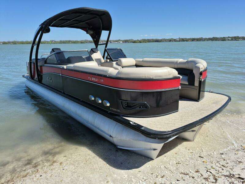 27ft Avalon Yacht For Sale