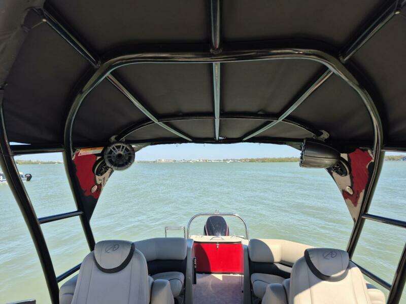 27ft Avalon Yacht For Sale