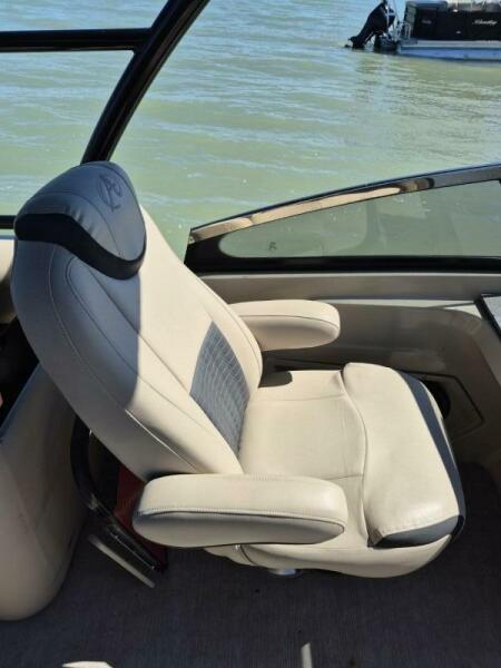 27' 2017 Avalon 2785 Catalina QL