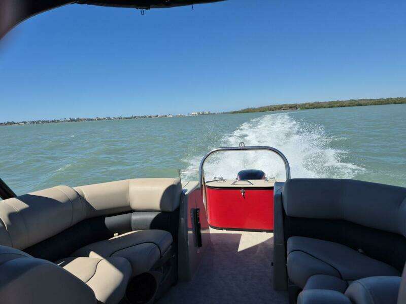 27ft Avalon Yacht For Sale