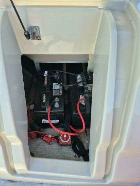 27ft Avalon Yacht For Sale