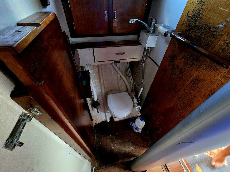 Josephine of Whitehills 36ft Camper  amp  Nicholsons Yacht For Sale