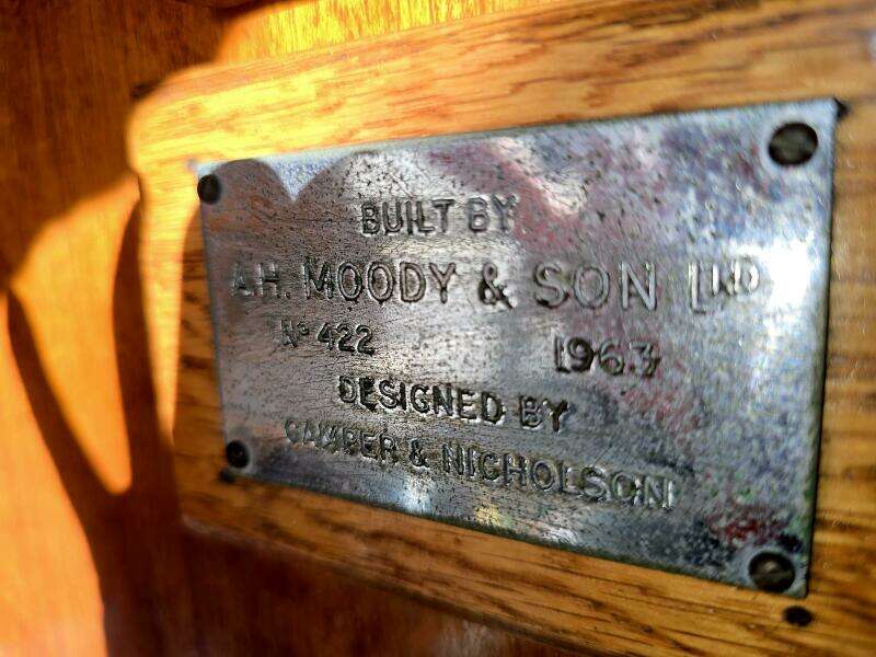 Josephine of Whitehills 36ft Camper  amp  Nicholsons Yacht For Sale