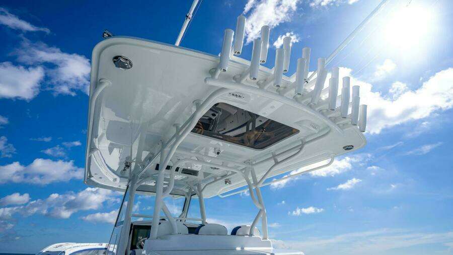 39ft Yellowfin Yacht For Sale