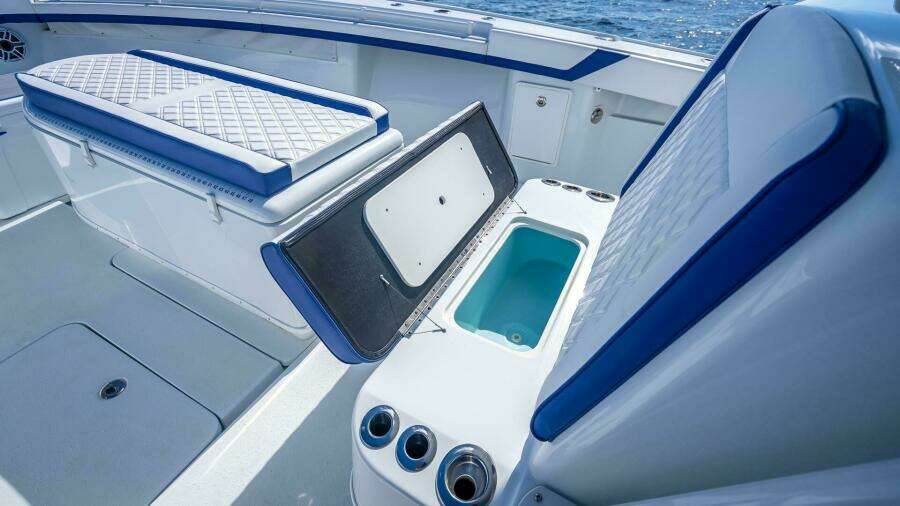 39ft Yellowfin Yacht For Sale