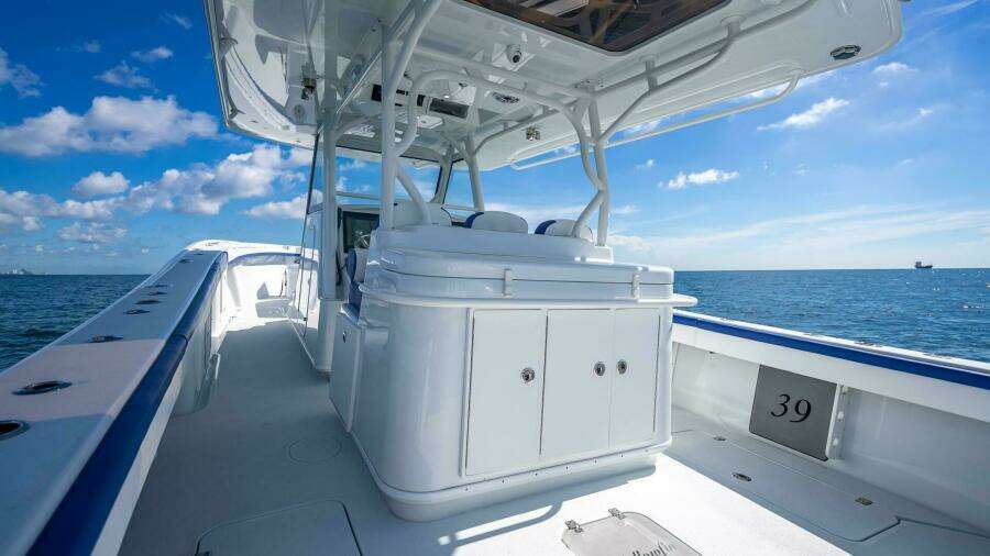 39ft Yellowfin Yacht For Sale