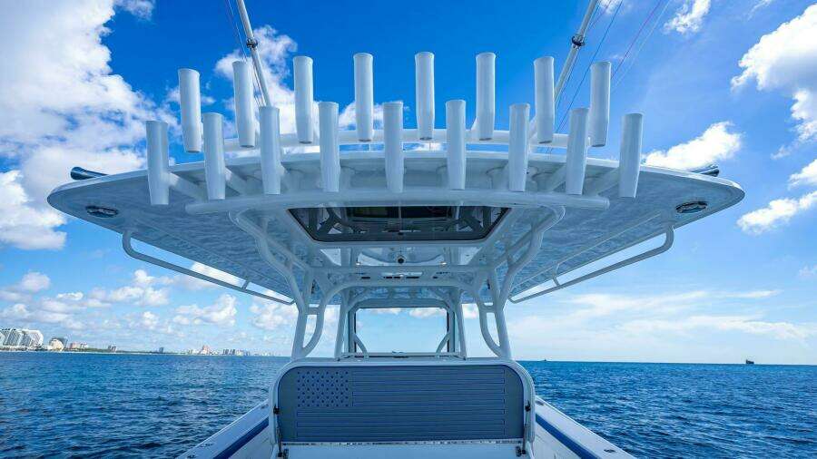 39ft Yellowfin Yacht For Sale