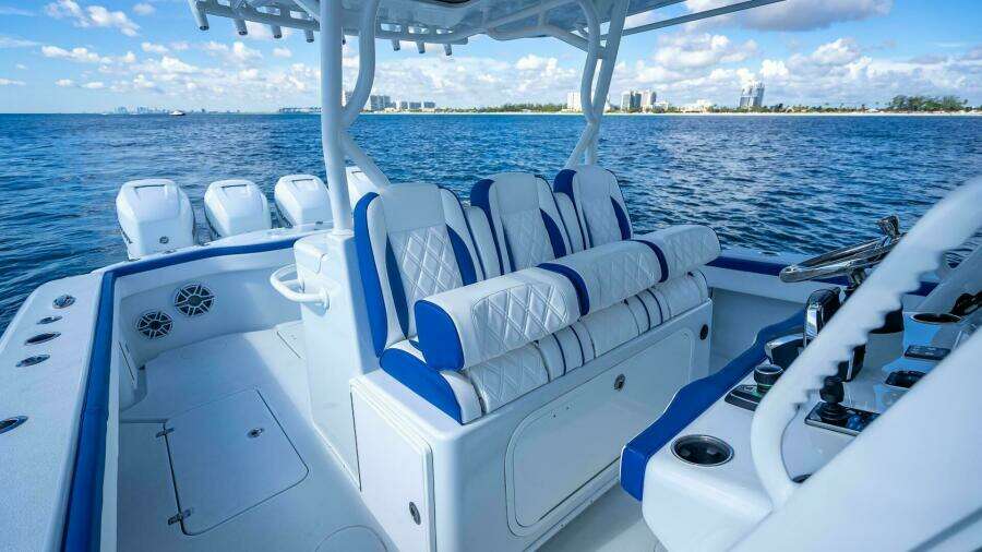 39ft Yellowfin Yacht For Sale