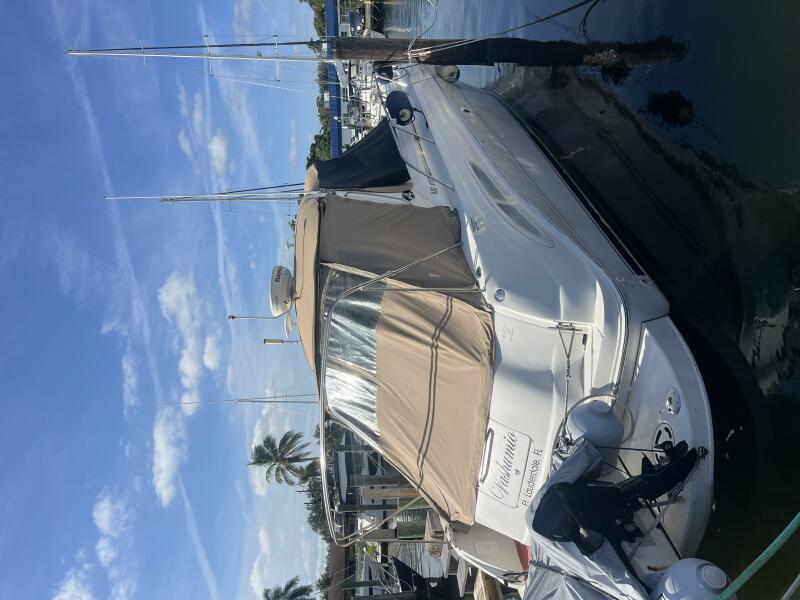 41' 2003 Sea Ray 410 Express Cruiser