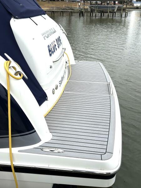 34' 2016 Formula Performance Cruiser