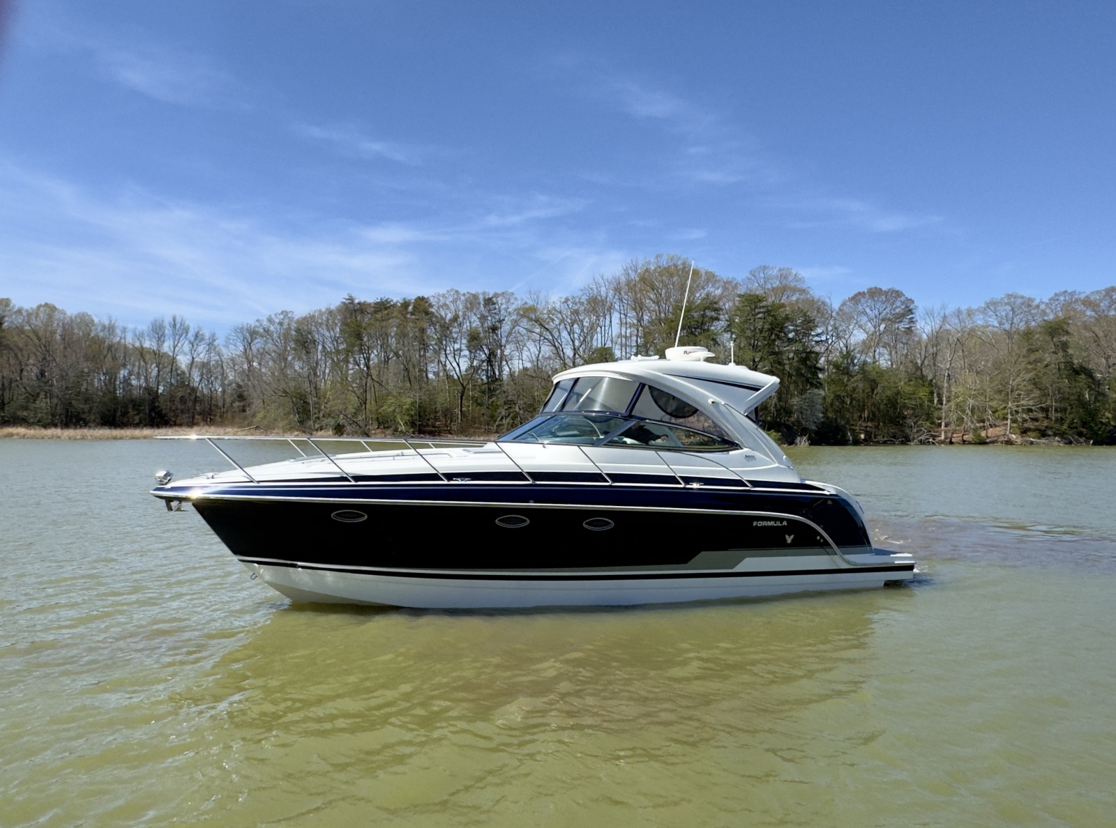 34' 2016 Formula Performance Cruiser
