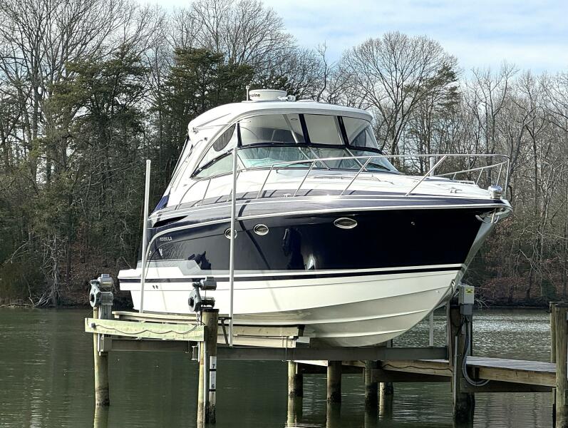 34' 2016 Formula Performance Cruiser